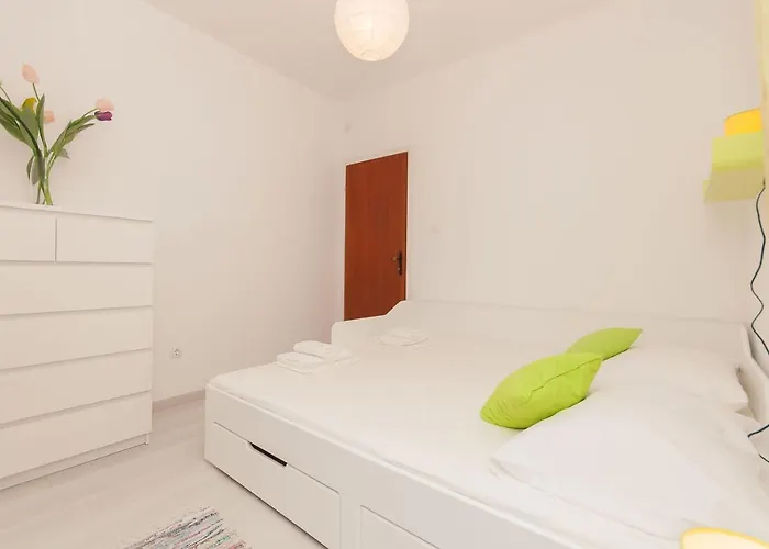 Roza Apartment Duće