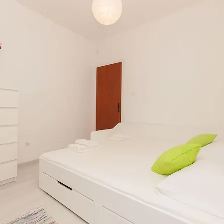 Roza Apartment Duce